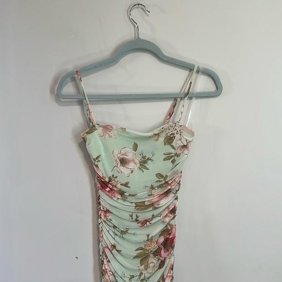 Lulus floral dress - Picture 2 of 8
